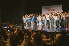 В Баку проходит Детская юниор-лига КВН – с азартом, талантом, юмором и живой конкуренцией (ФОТО)