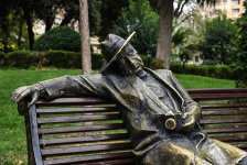 Бронзовые истории Баку: город, в котором оживает скульптура (ФОТО)