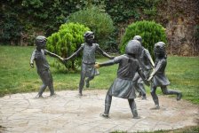 Бронзовые истории Баку: город, в котором оживает скульптура (ФОТО)