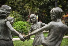 Бронзовые истории Баку: город, в котором оживает скульптура (ФОТО)