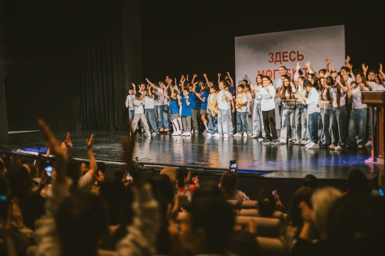 В Баку проходит Детская юниор-лига КВН – с азартом, талантом, юмором и живой конкуренцией (ФОТО)