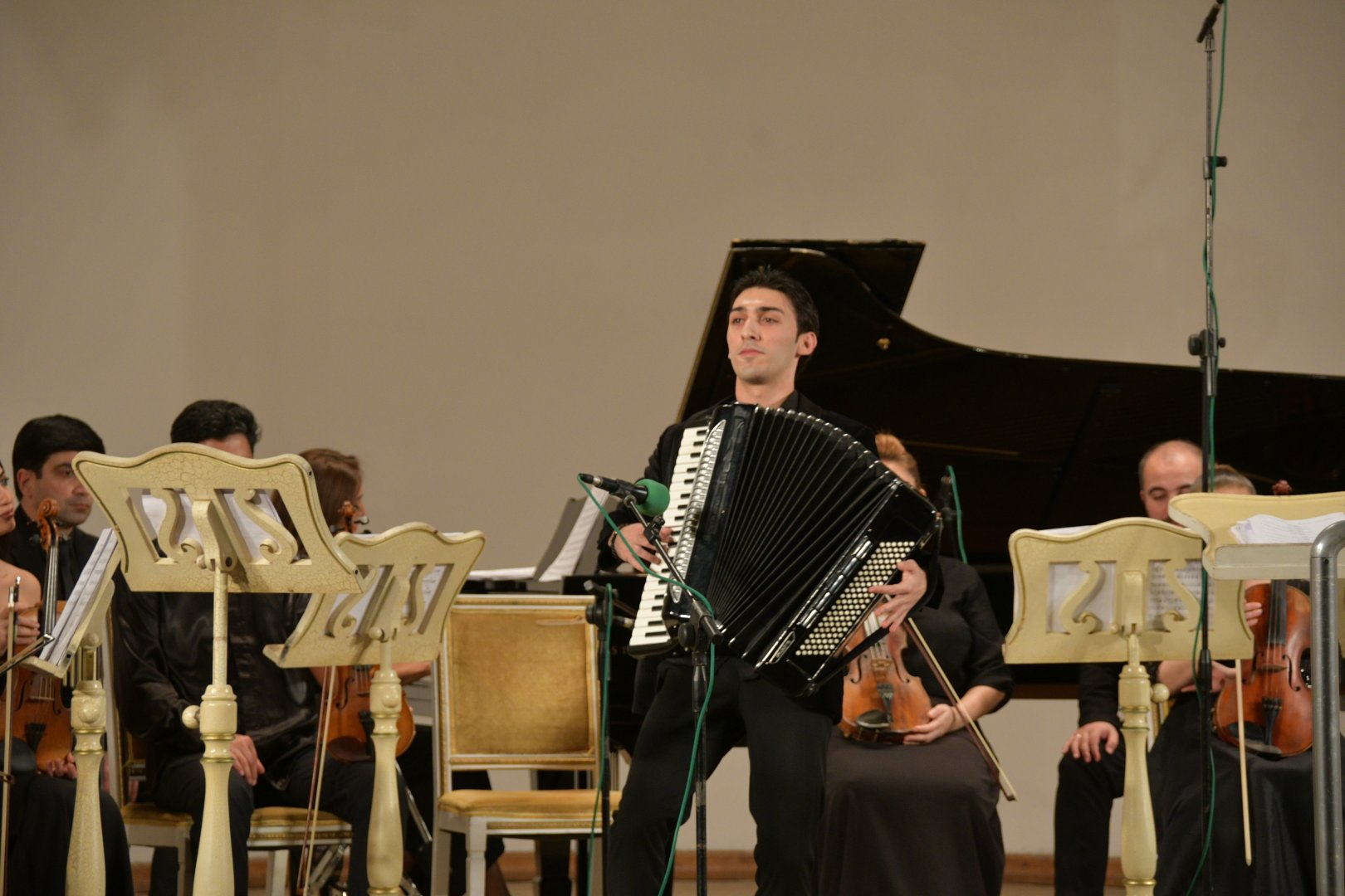 Тофиг Гулиев: музыка, в которой живёт душа Азербайджана и национального кинематографа (ФОТО)