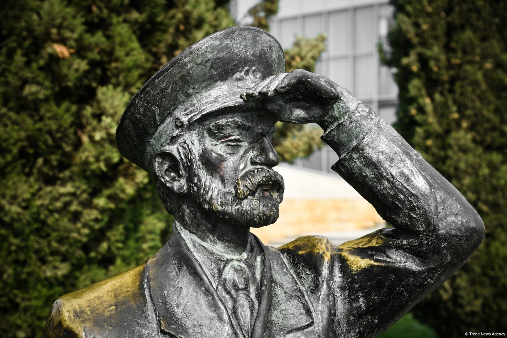 Бронзовые истории Баку: город, в котором оживает скульптура (ФОТО)