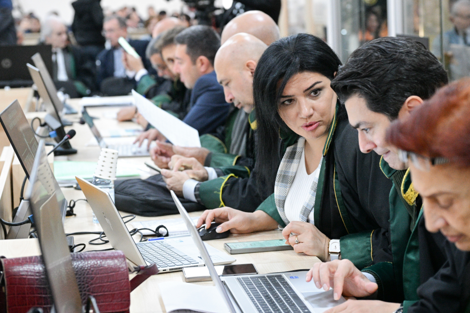 Продолжился суд над лицами, обвиняемыми в совершении многочисленных преступлений против азербайджанского народа (ФОТО)