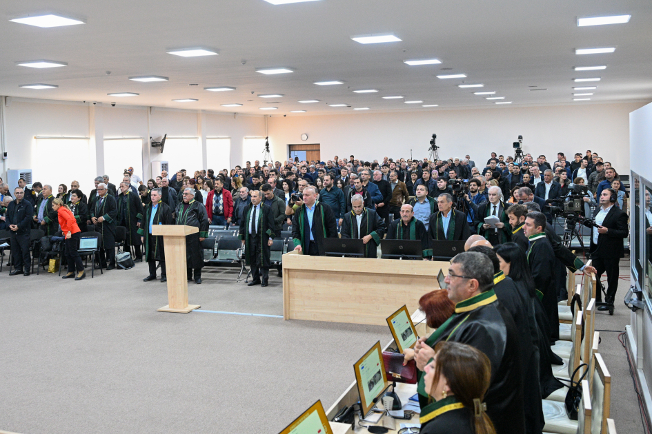 Продолжился суд над лицами, обвиняемыми в совершении многочисленных преступлений против азербайджанского народа (ФОТО)