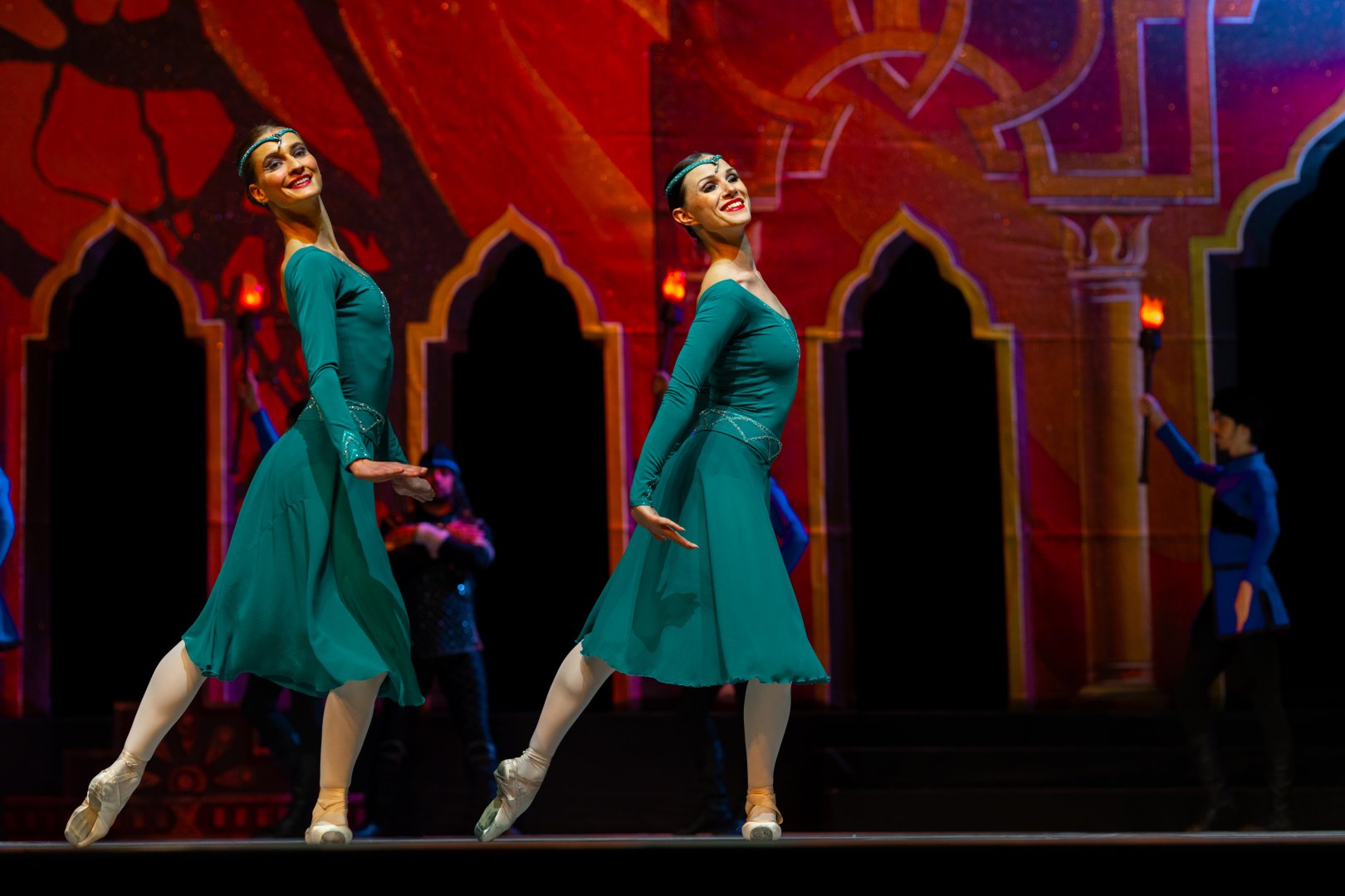 "Семь красавиц" в Азербайджане - возрождение шедевра легенды о любви и власти (ФОТО)