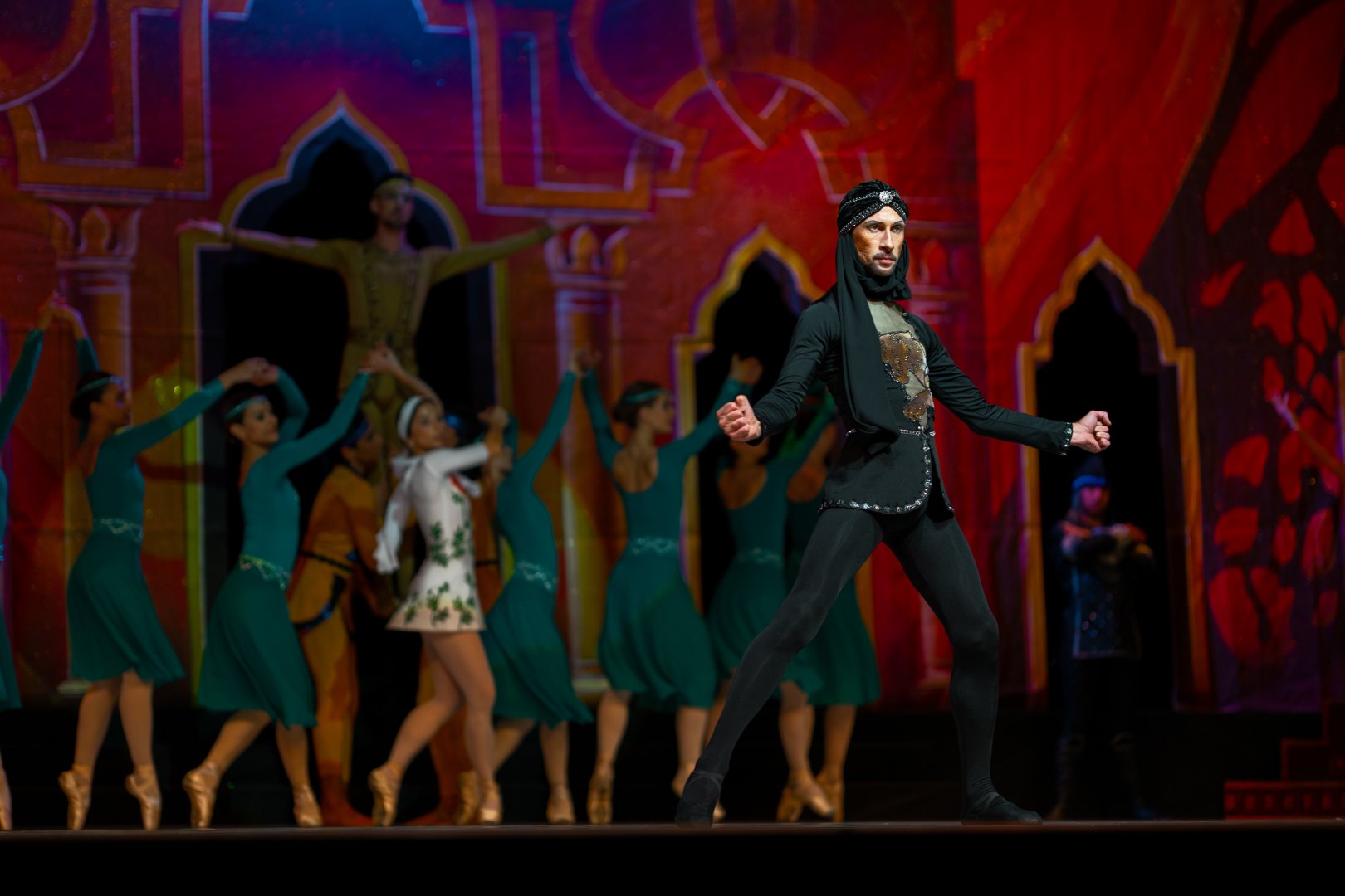 "Семь красавиц" в Азербайджане - возрождение шедевра легенды о любви и власти (ФОТО)