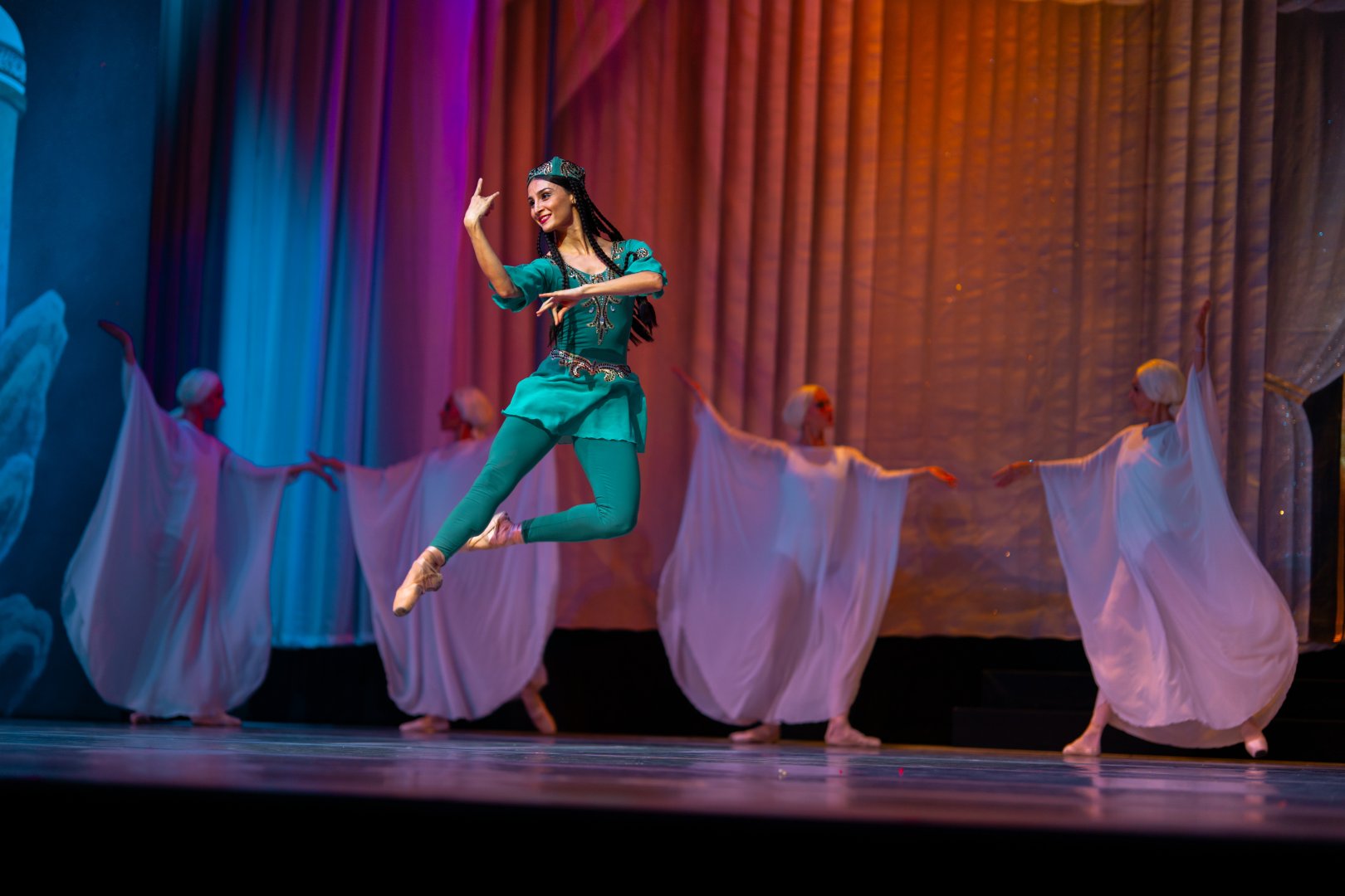 "Семь красавиц" в Азербайджане - возрождение шедевра легенды о любви и власти (ФОТО)