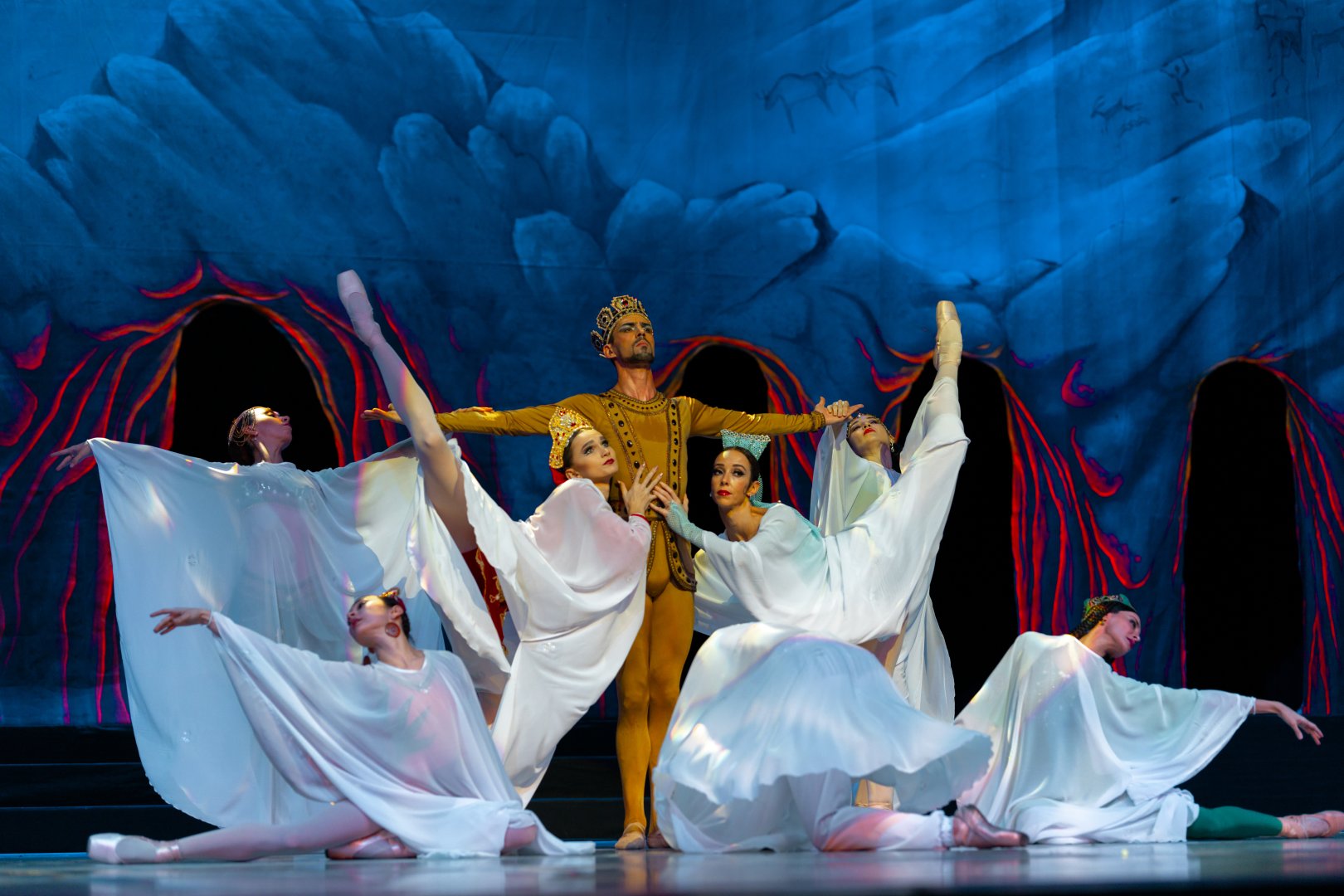 "Семь красавиц" в Азербайджане - возрождение шедевра легенды о любви и власти (ФОТО)