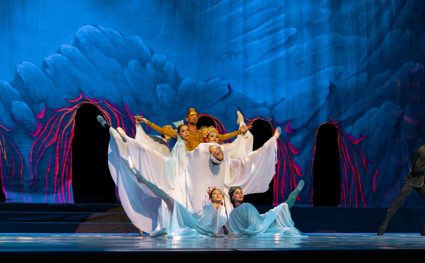 "Семь красавиц" в Азербайджане - возрождение шедевра легенды о любви и власти (ФОТО)