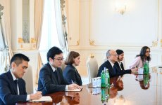 Президент Ильхам Алиев принял делегацию Азиатского банка развития (ФОТО/ВИДЕО)
