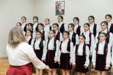 Вице-президент Фонда Гейдара Алиева Лейла Алиева посетила семью шехидов в Мингячевире, ознакомилась с рядом социальных учреждений (ФОТО)