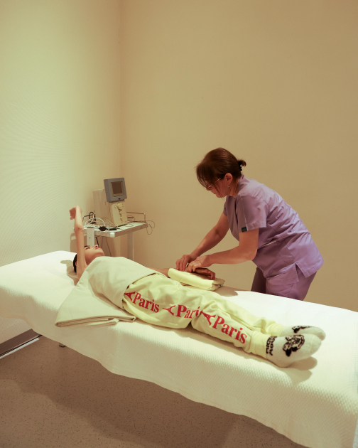 Вице-президент Фонда Гейдара Алиева Лейла Алиева посетила семью шехидов в Мингячевире, ознакомилась с рядом социальных учреждений (ФОТО)