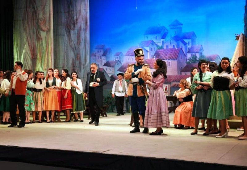 В Баку развернулись итальянские страсти с любовным зельем (ФОТО)