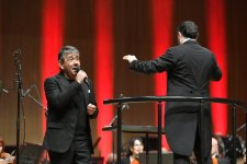 Вице-президент Фонда Гейдара Алиева Лейла Алиева присутствовала на концерте Пласидо Доминго в Центре Гейдара Алиева (ФОТО/ВИДЕО)