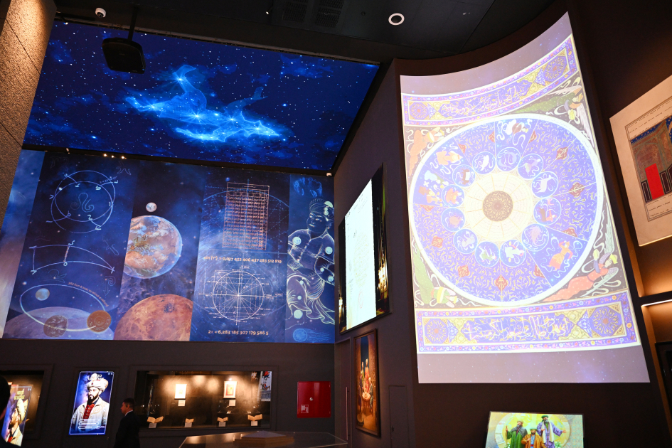 Президент Ильхам Алиев ознакомился с Центром исламской цивилизации в Ташкенте (ФОТО)