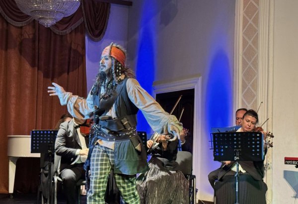 Когда театральная сцена Баку превращается в музыкальное кино (ВИДЕО, ФОТО)