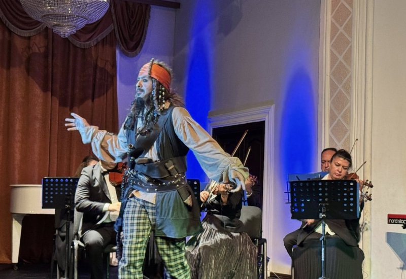 Когда театральная сцена Баку превращается в музыкальное кино (ВИДЕО, ФОТО)