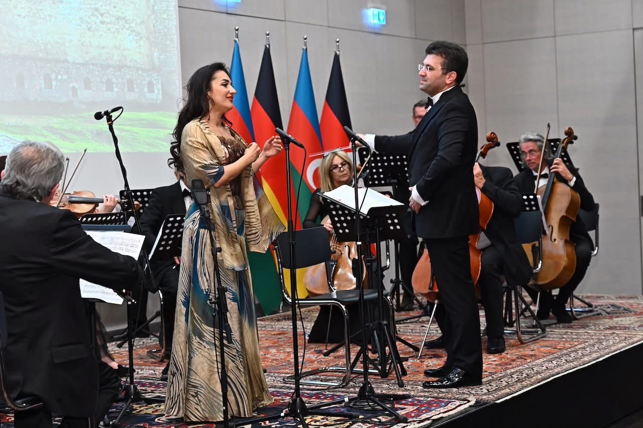 В Берлине состоялся торжественный концерт, посвящённый Дню Победы Азербайджана (ФОТО)