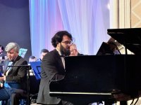 Когда театральная сцена Баку превращается в музыкальное кино (ВИДЕО, ФОТО)