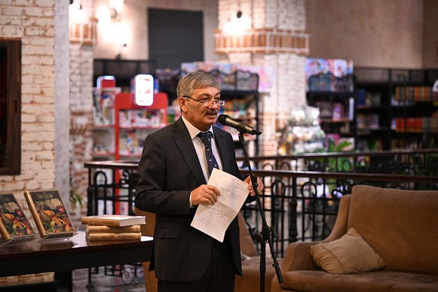 Состоялась презентация книги "Региональная кухня Иреванского ханства" на английском языке (ФОТО)