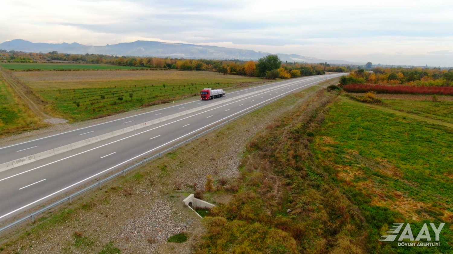 Реализация проекта по расширению участка дороги Гянджа-Газах-граница с Грузией находится на завершающей стадии (ФОТО)