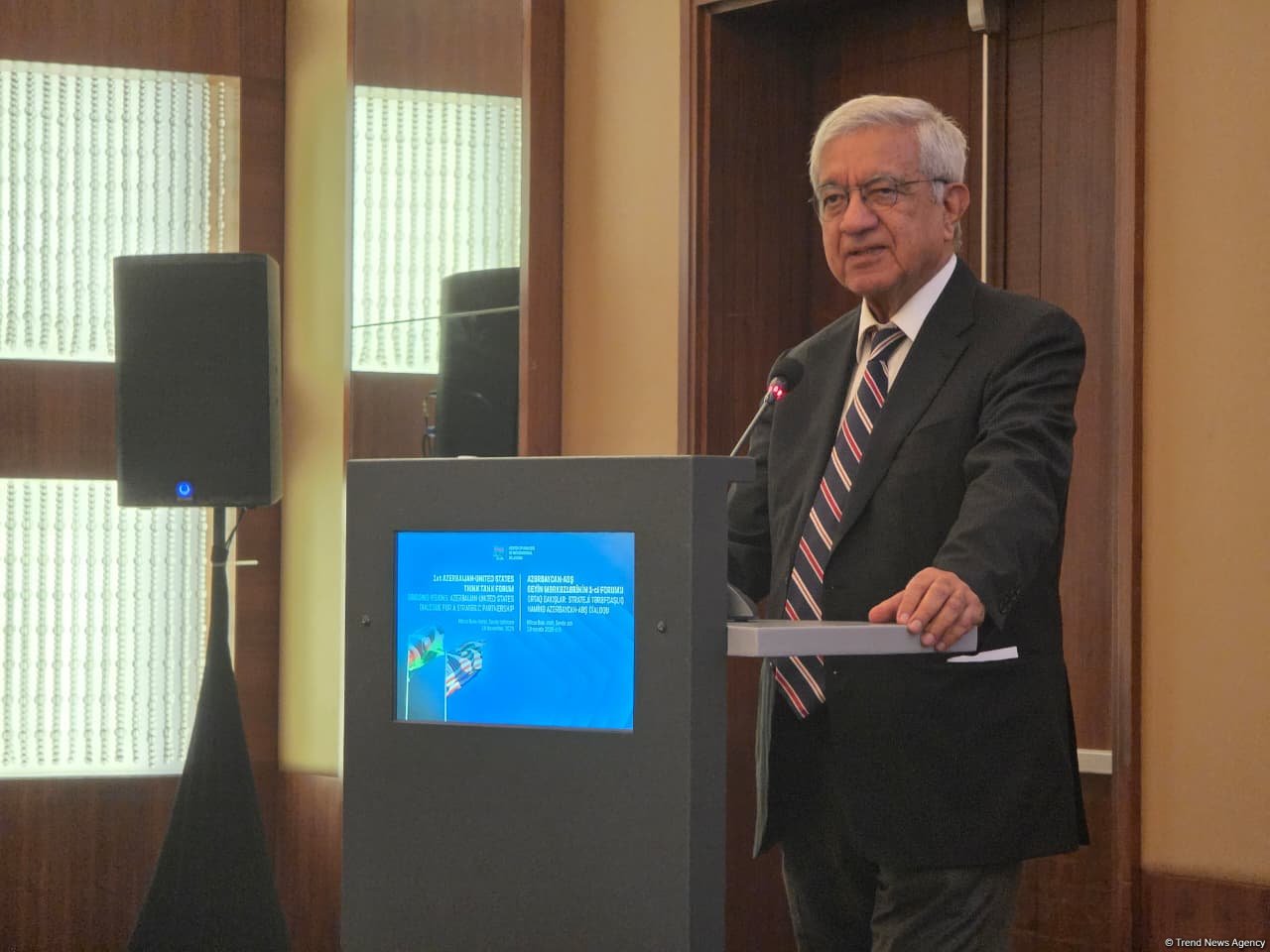 В Баку начал работу I Азербайджано-американский аналитический форум (ФОТО)