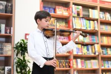 Состоялась церемония презентации книги «Мы изучаем азербайджанский язык» (ФОТО)