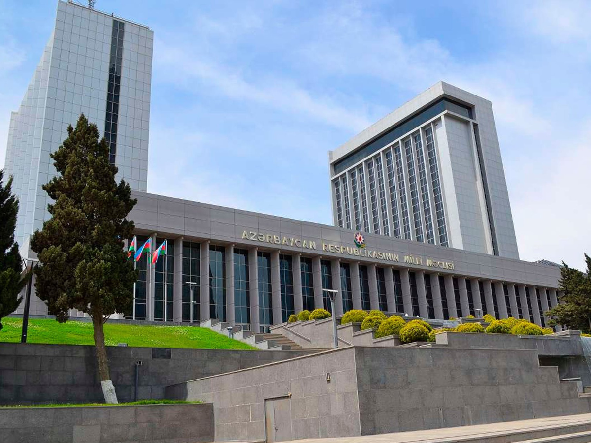 Обнародованы дата и повестка дня очередного заседания Милли Меджлиса