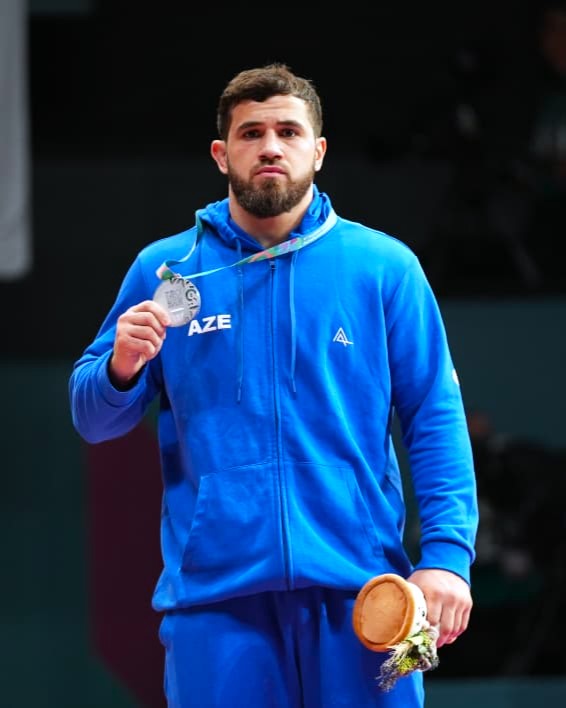 Азербайджанские борцы завоевали медали на Исламиаде в Эр-Рияде (ФОТО)