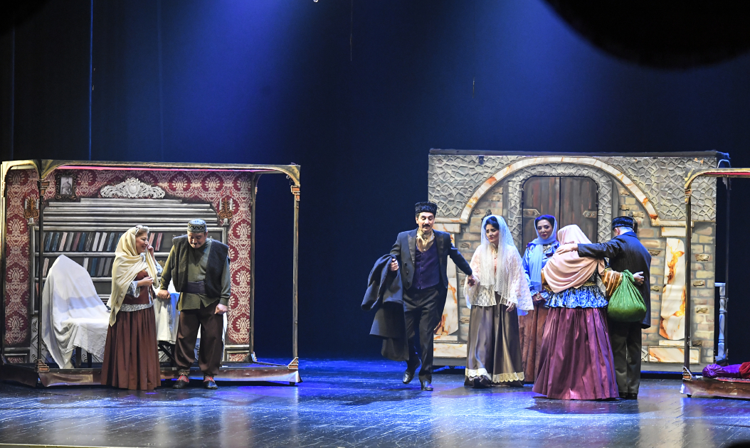 В Академическом музыкальном театре состоялась премьера спектакля «Гюльчохра и Аскер» (ФОТО)