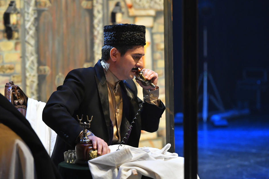 В Академическом музыкальном театре состоялась премьера спектакля «Гюльчохра и Аскер» (ФОТО)