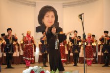 "Белый цветок" Роза Джалилова - выступление перед Сталиным, открытка от Фиделя Кастро, в суровом режиме Саддама Хусейна (ФОТО)