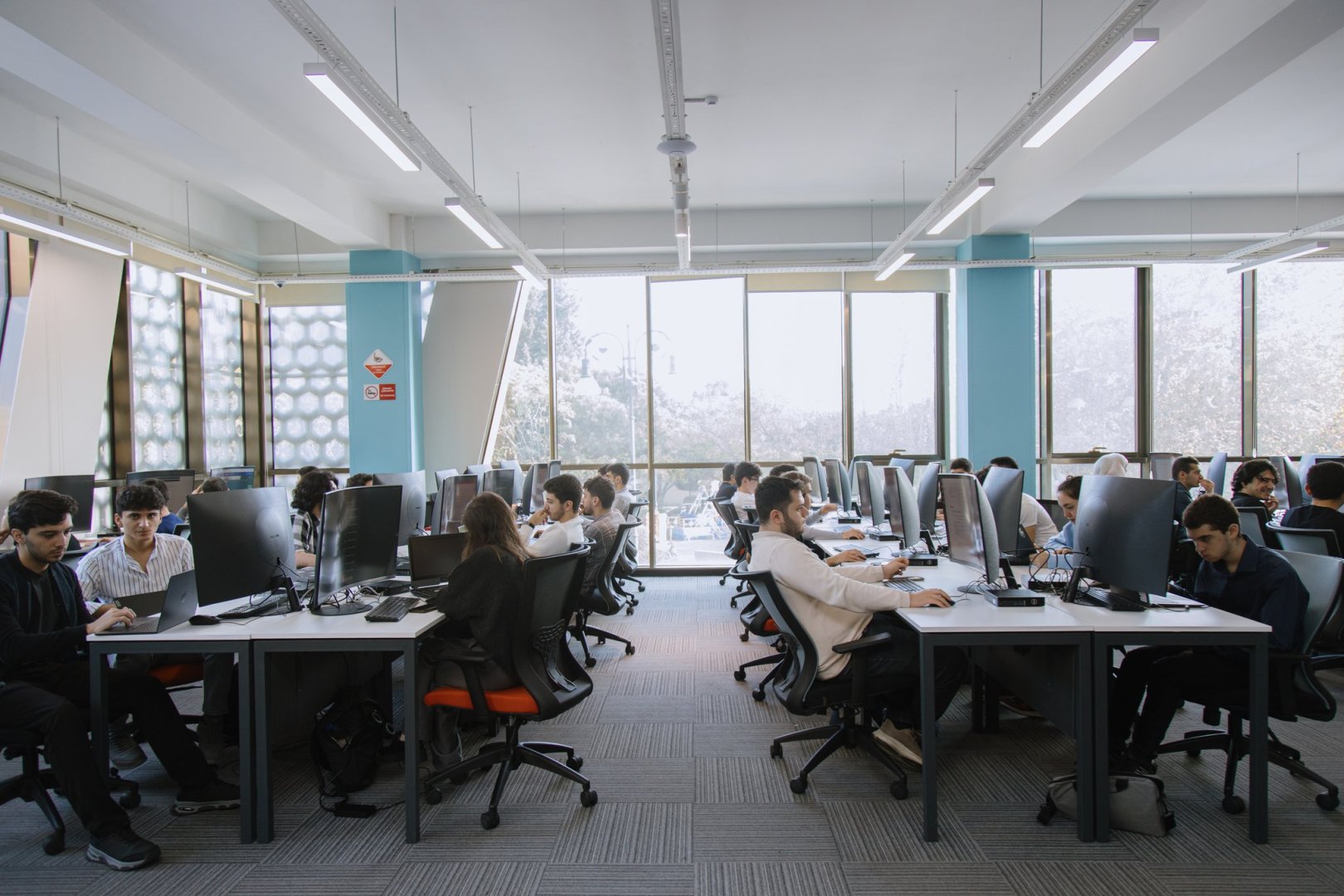 В Баку открылся Региональный акселерационный центр МСЭ (ФОТО)