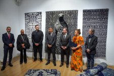В Тиране состоялось открытие выставки ковров "Азерхалча" - "Да будут благословенны ваши руки!" (ФОТО)