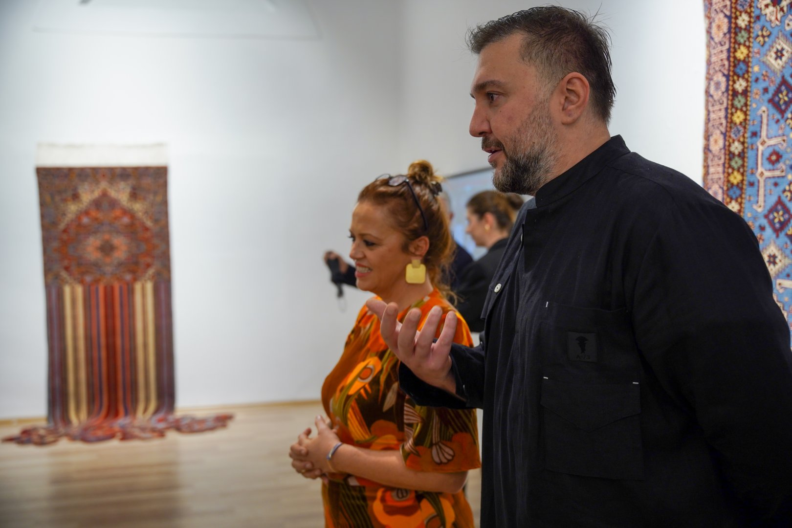 В Тиране состоялось открытие выставки ковров "Азерхалча" - "Да будут благословенны ваши руки!" (ФОТО)