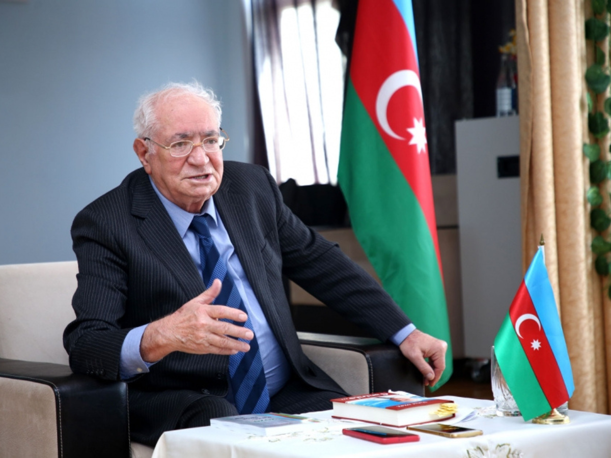 Вахид Азиз награжден орденом «Шараф» - Распоряжение