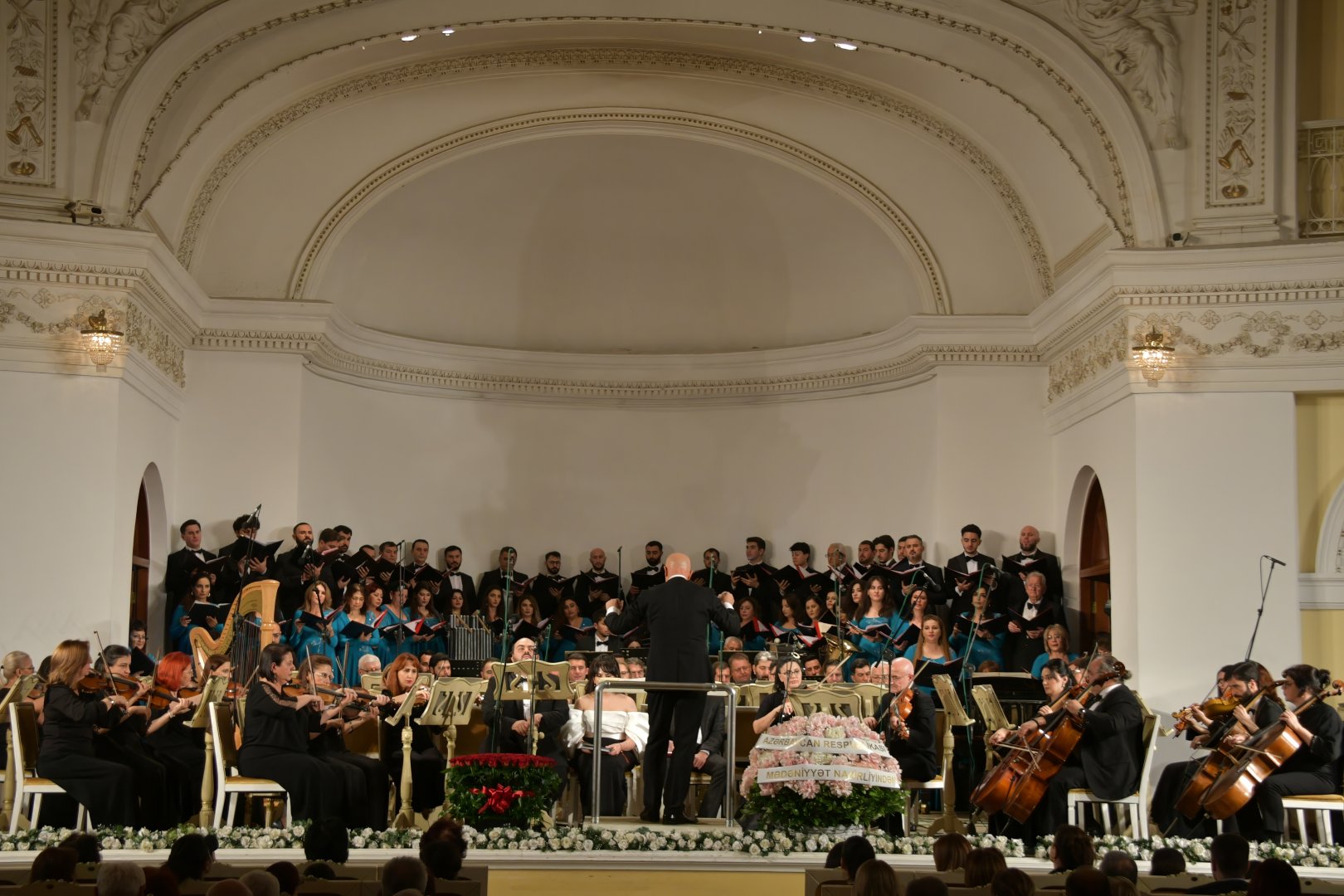 В Баку состоялся торжественный концерт в честь 90-летия со дня рождения выдающегося композитора Васифа Адигёзалова (ФОТО)