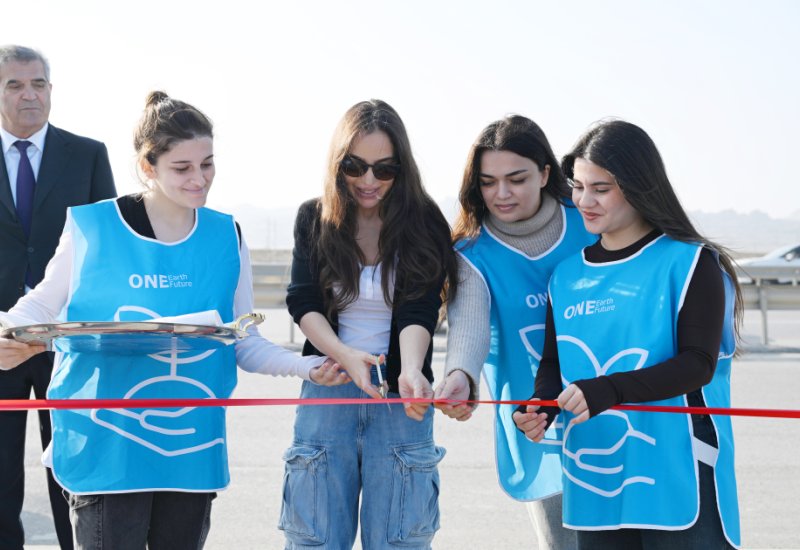 Вице-президент Фонда Гейдара Алиева Лейла Алиева приняла участие в открытии нового парка в Гарадагe (ФОТО)