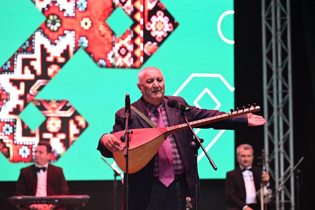 Среди гор и облаков Кяльбаджара - первый День города в празднике возрождения и культуры (ФОТО)