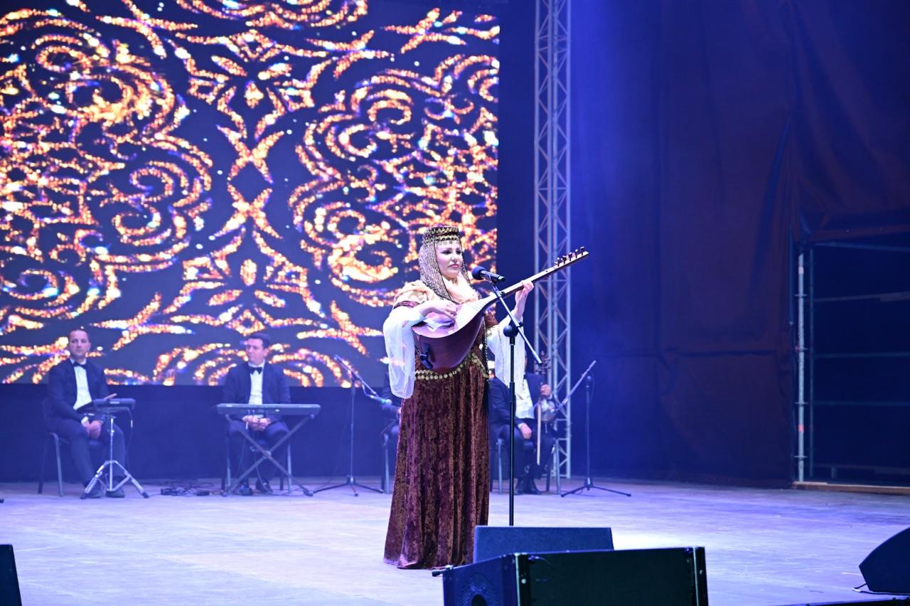 Среди гор и облаков Кяльбаджара - первый День города в празднике возрождения и культуры (ФОТО)