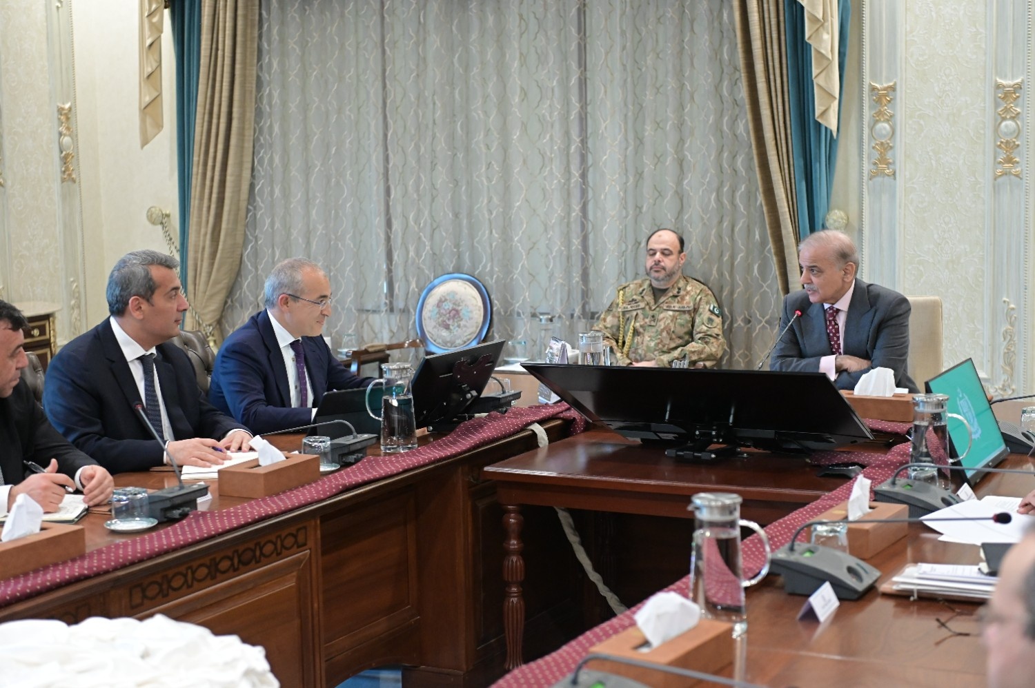 Обсуждены приоритетные направления экономического сотрудничества Азербайджана и Пакистана (ФОТО)