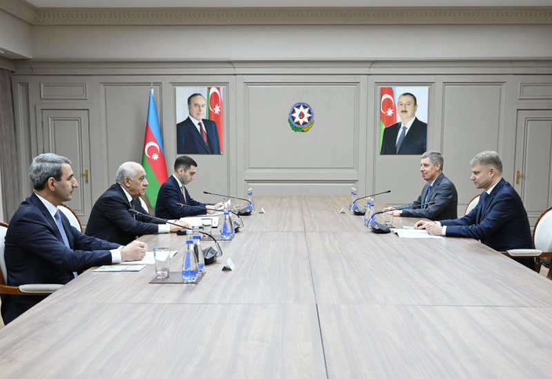 Премьер-министр Азербайджана обсудил с главой РЖД развитие сотрудничества в транспортной сфере