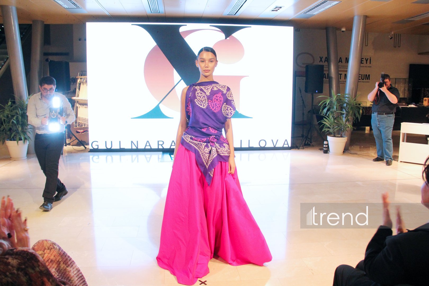 Магия шелка XXI века! Азербайджанский музей ковра и Гюльнара Халилова представили "Новую историю кялагаи" (ФОТО)