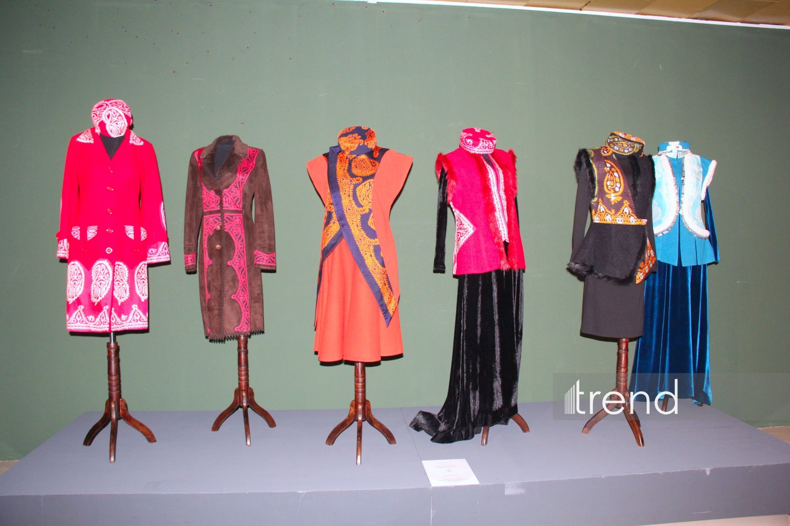 Магия шелка XXI века! Азербайджанский музей ковра и Гюльнара Халилова представили "Новую историю кялагаи" (ФОТО)