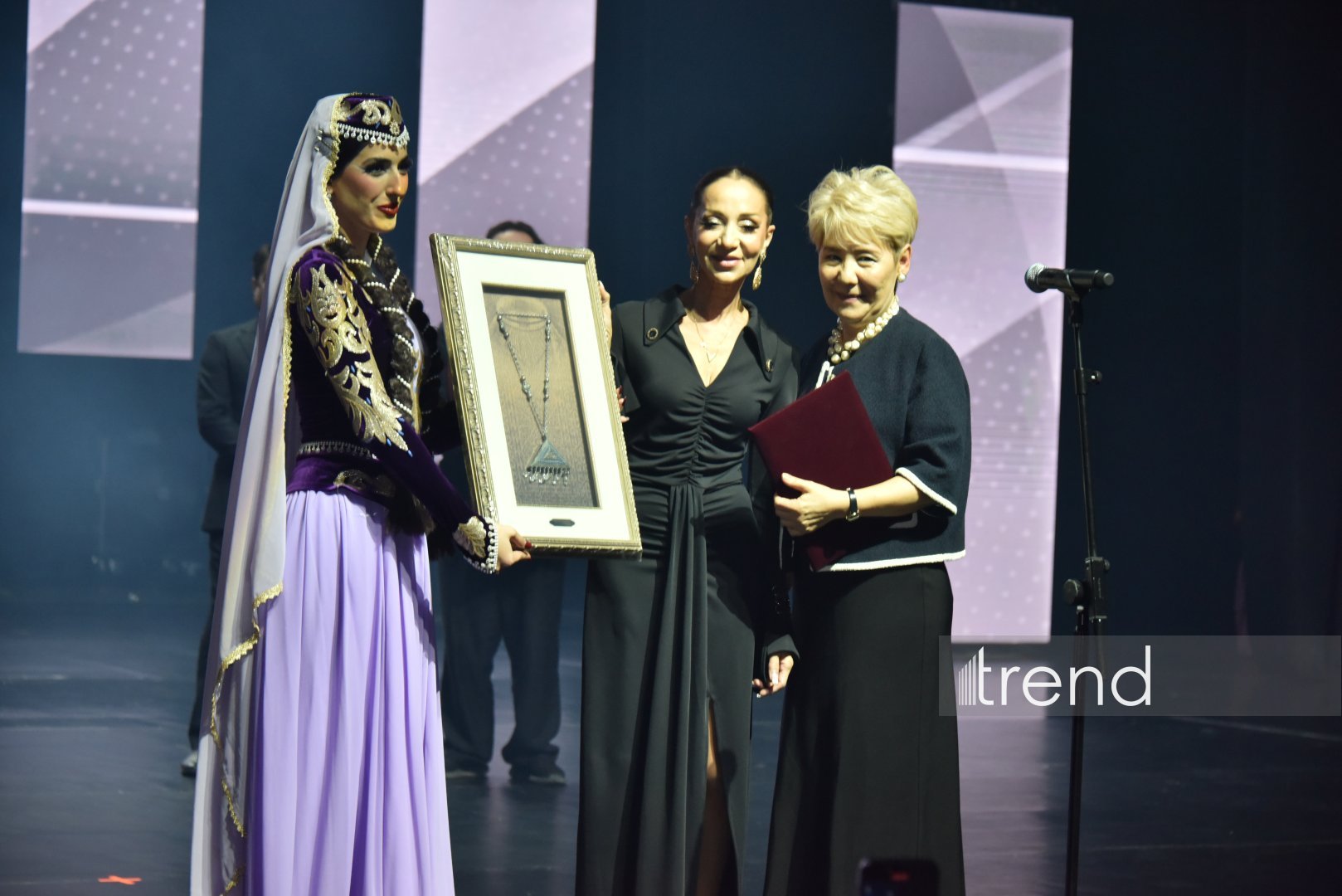 Феерический юбилей Тараны Мурадовой во Дворце Гейдара Алиева – праздник танца под яркие овации и море цветов (ФОТО)