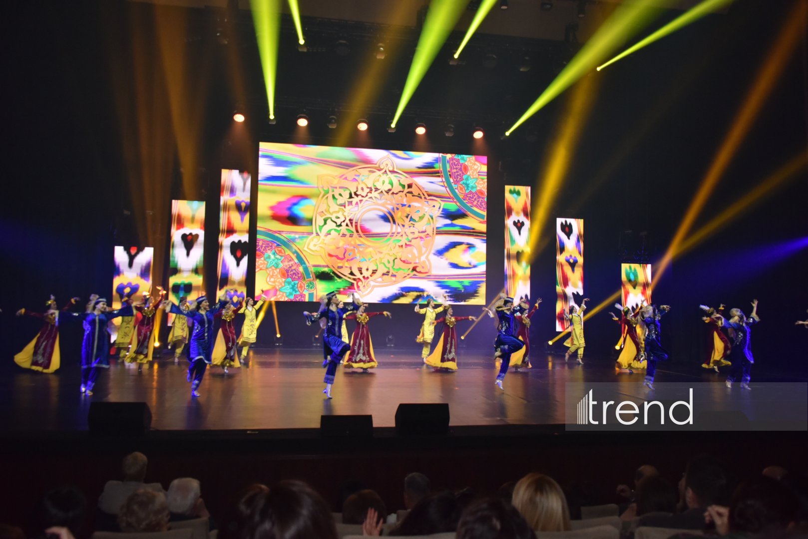 Феерический юбилей Тараны Мурадовой во Дворце Гейдара Алиева – праздник танца под яркие овации и море цветов (ФОТО)