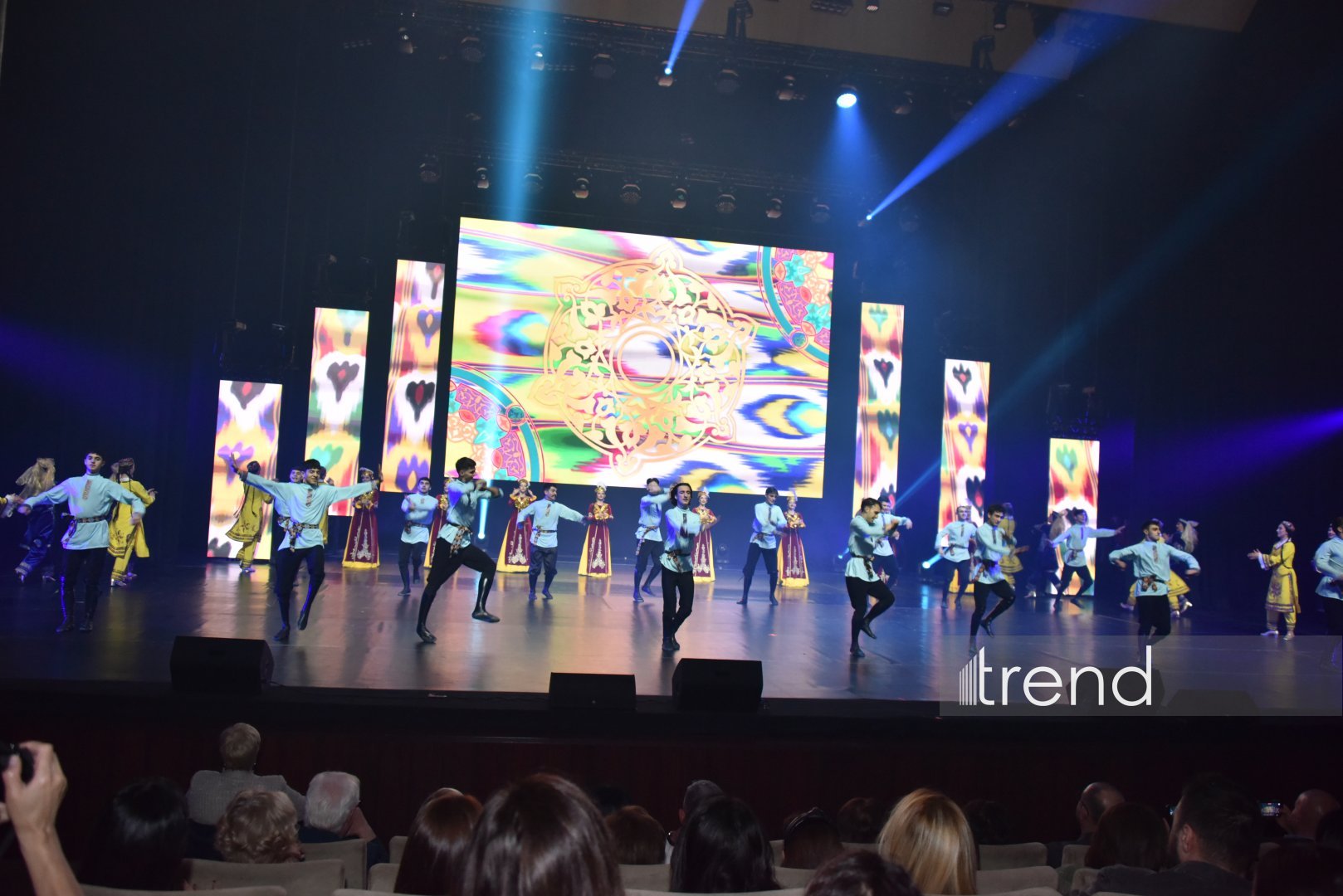 Феерический юбилей Тараны Мурадовой во Дворце Гейдара Алиева – праздник танца под яркие овации и море цветов (ФОТО)