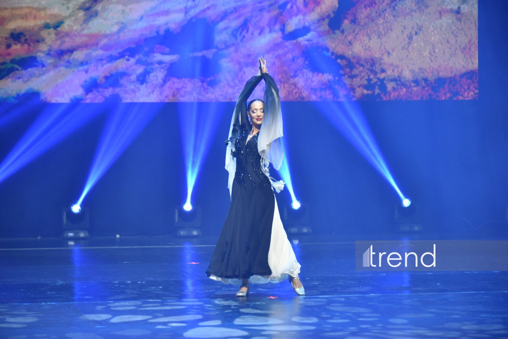 Феерический юбилей Тараны Мурадовой во Дворце Гейдара Алиева – праздник танца под яркие овации и море цветов (ФОТО)