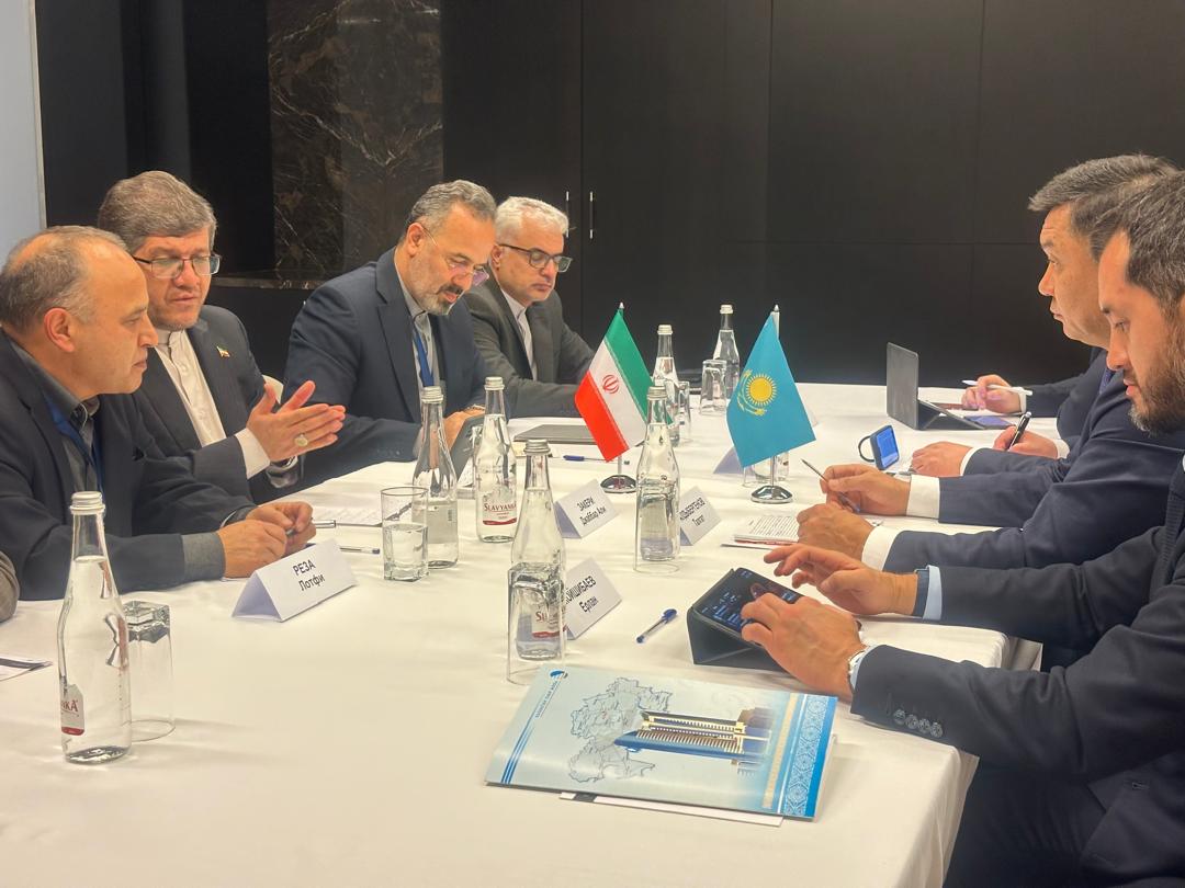 Страны восточного маршрута коридора "Север-Юг" могут ввести единый грузовой тариф